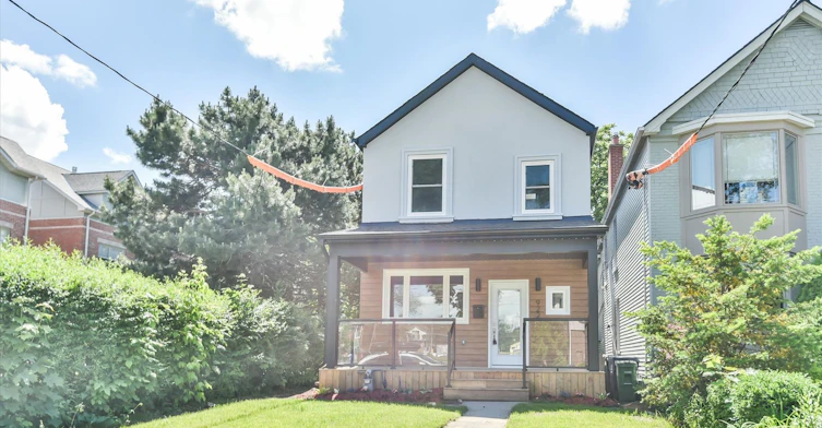 B-922 Logan Avenue, Toronto, ON, M4K 3E4