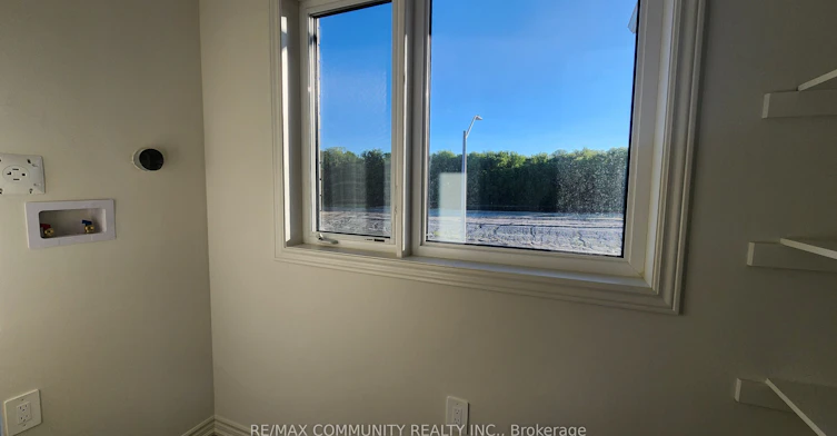 B-58 Donald Cameron Crescent, Clarington, ON, L1E 0M4 - 11