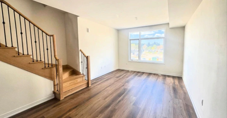 1695 Dersan Street, Pickering, ON, L1X 0S9 - 4