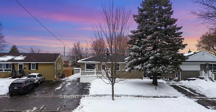 Lower-484 Phillip Murray Avenue, Oshawa, ON, L1J 1H5 - 2