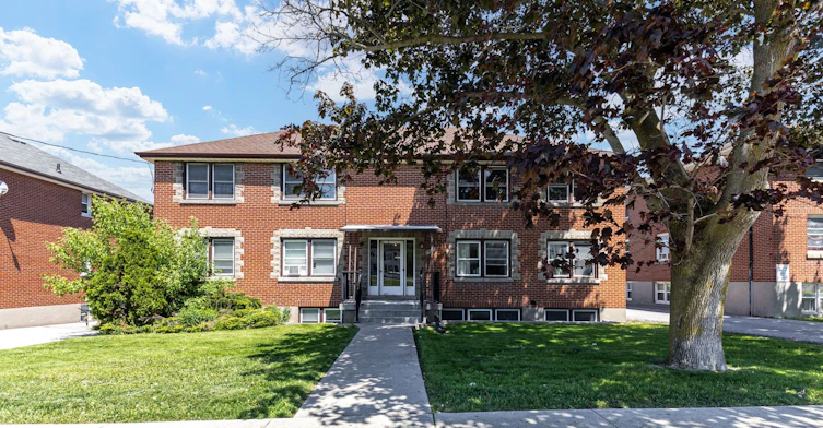 Unit #3-855 Simcoe Street N, Oshawa, ON, L1G 4W1