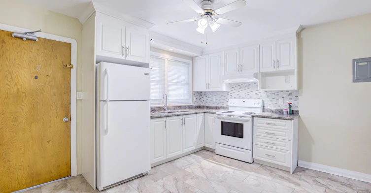 Unit #3-855 Simcoe Street N, Oshawa, ON, L1G 4W1 - 33