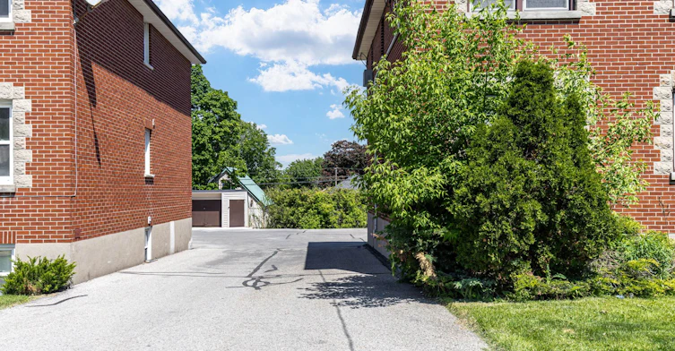 Unit #3-855 Simcoe Street N, Oshawa, ON, L1G 4W1 - 44