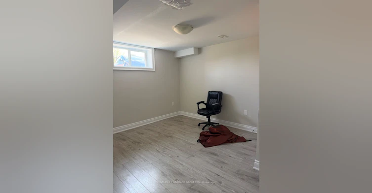 Bsmt-2 Lewiston Road, Toronto, ON, M1P 1X7 - 23