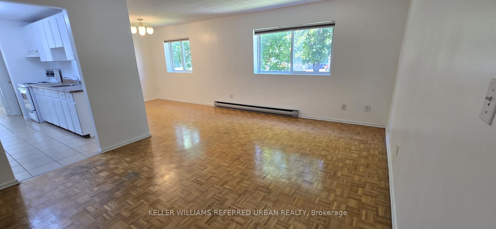 4-303 Frontenac Avenue, Oshawa, ON, L1J 2A7 - 8