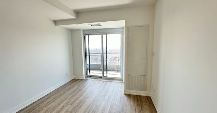 2211-286 Main Street, Toronto, ON, M4C 4X4 - 8