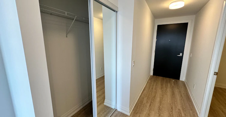 2211-286 Main Street, Toronto, ON, M4C 4X4 - 6
