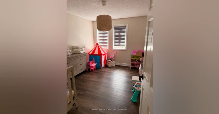 119 Elizabeth Street, Oshawa, ON, L1J 8L9 - 17