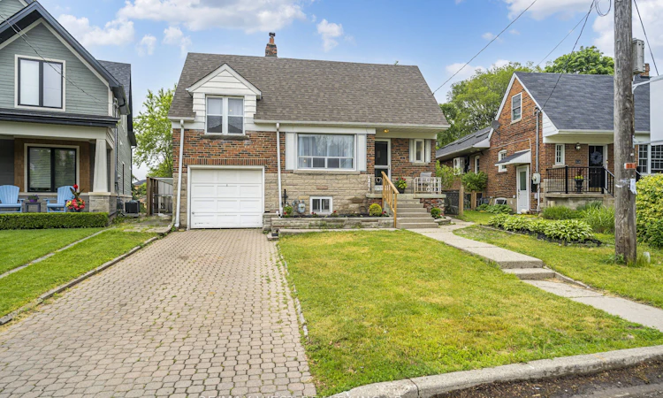 26 Parkland Road