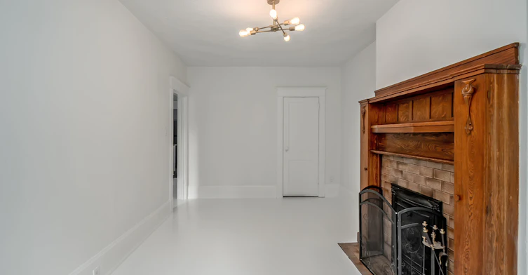 Upper-38 Browning Avenue, Toronto, ON, M4K 1V7 - 3