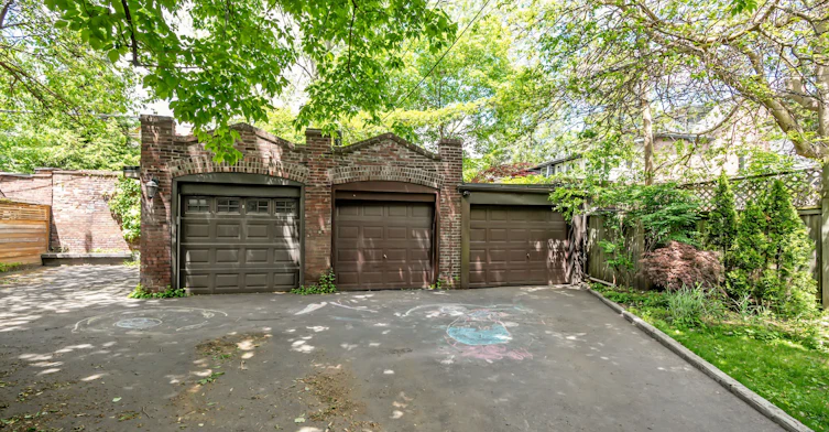 Upper-38 Browning Avenue, Toronto, ON, M4K 1V7 - 13
