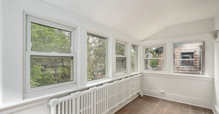 Upper-38 Browning Avenue, Toronto, ON, M4K 1V7 - 5