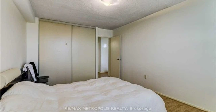 811-101 Prudential Drive, Toronto, ON, M1P 4S5 - 10