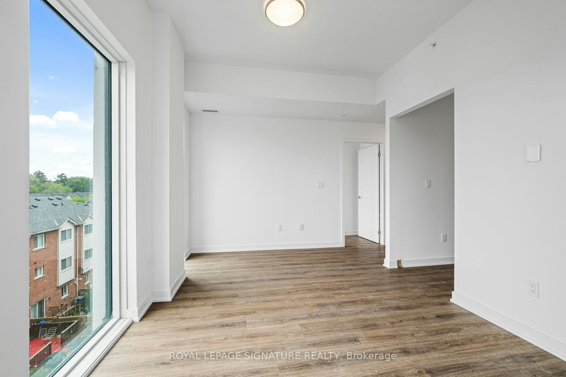 413-4569 Kingston Road, Toronto, ON, M1E 2P2 - 3
