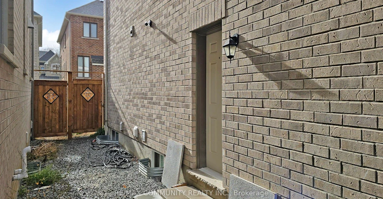 1580A Honey Locust Place, Pickering, ON, L1X 0P1 - 34
