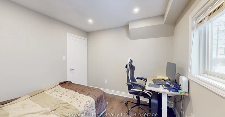 1-100 Cromwell Avenue, Oshawa, ON, L1J 4T6 - 4
