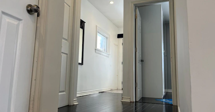 220 Holborne Avenue, Toronto, ON, M4C 2R9 - 14