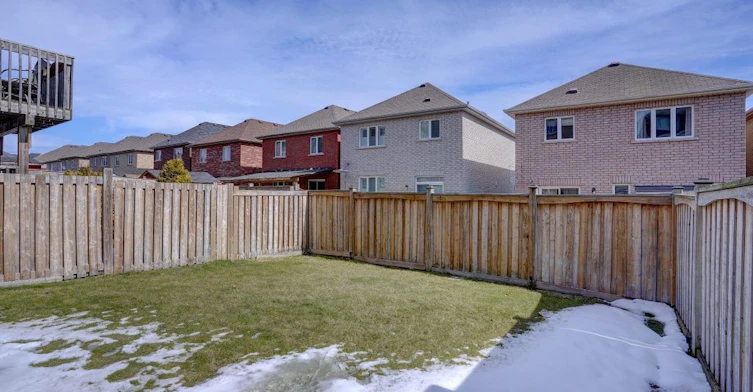 21 Shapland Crescent, Ajax, ON, L1Z 0K2 - 22