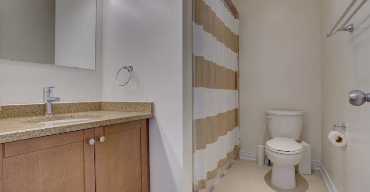 21 Shapland Crescent, Ajax, ON, L1Z 0K2 - 21