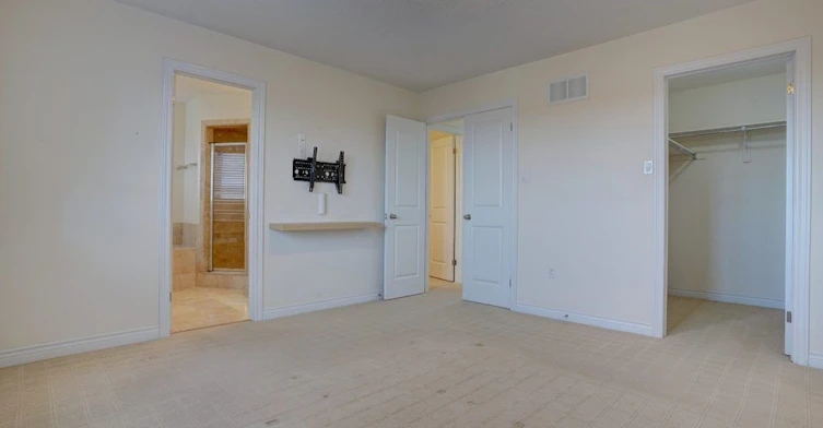 21 Shapland Crescent, Ajax, ON, L1Z 0K2 - 11