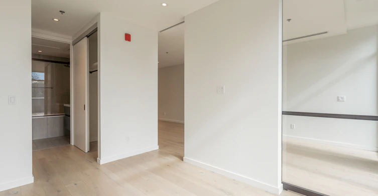 206-778 Queen Street E, Toronto, ON, M4M 1H4 - 21