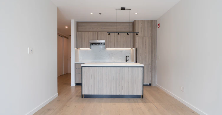 206-778 Queen Street E, Toronto, ON, M4M 1H4 - 9