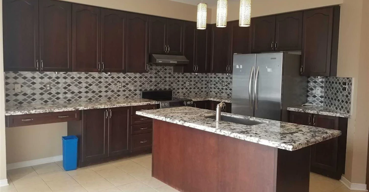 (Main)-16 Ainsbury Avenue, Ajax, ON, L1Z 1R4 - 5