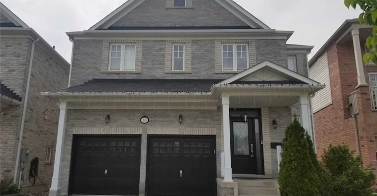 (Main)-16 Ainsbury Avenue, Ajax, ON, L1Z 1R4