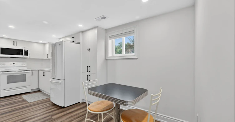 Basement-818 Krosno Boulevard, Pickering, ON, L1W 1G8 - 10