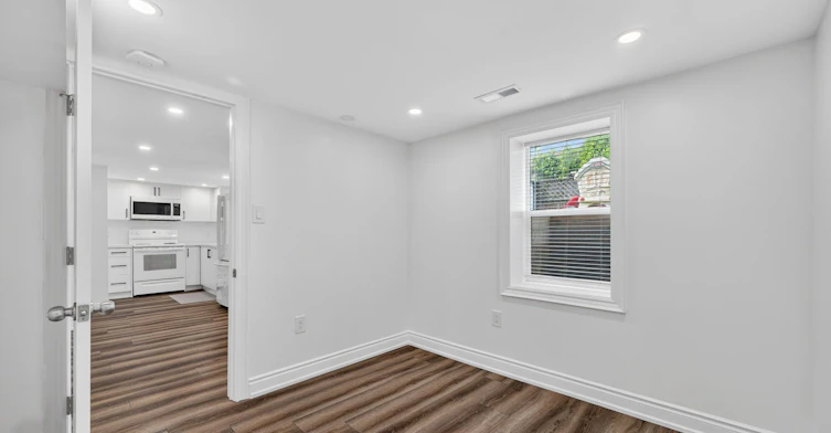 Basement-818 Krosno Boulevard, Pickering, ON, L1W 1G8 - 13