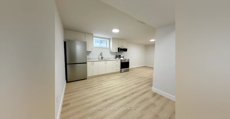Lower-293 Glebemount Avenue, Toronto, ON, M4C 3V4 - 3