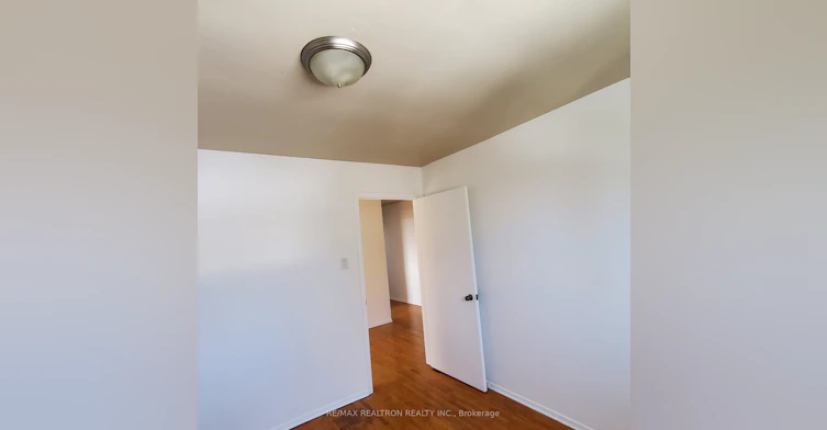 45 Sandown Avenue, Toronto, ON, M1N 3W1 - 17