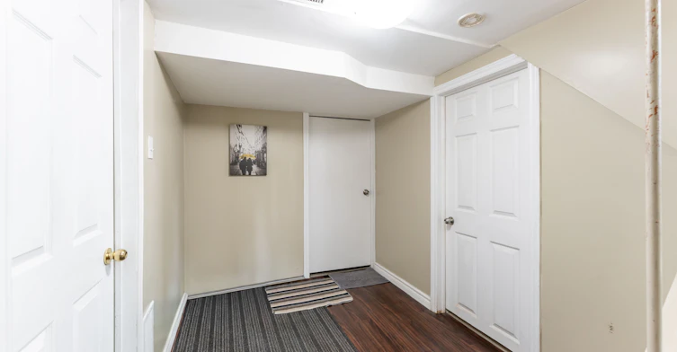 Lower-14 Lawndale Road, Toronto, ON, M1M 3R6 - 23