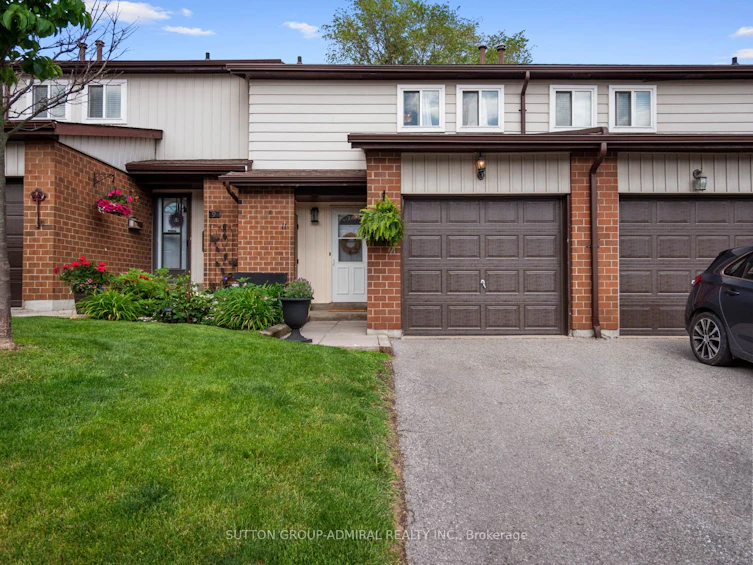 11 Jacques Lane, Ajax, ON, L1S 3L3