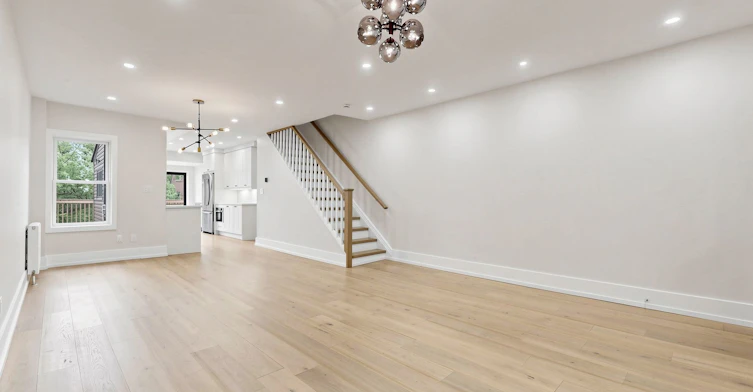 57 Spruce Hill Road, Toronto, ON, M4E 3G2 - 9