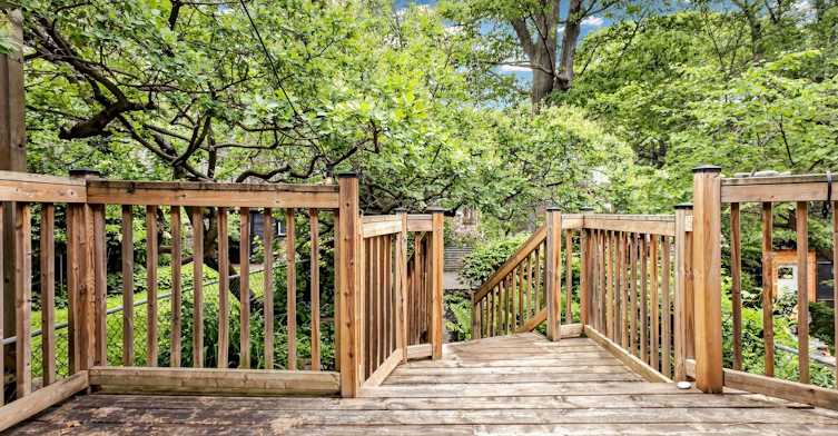 57 Spruce Hill Road, Toronto, ON, M4E 3G2 - 45