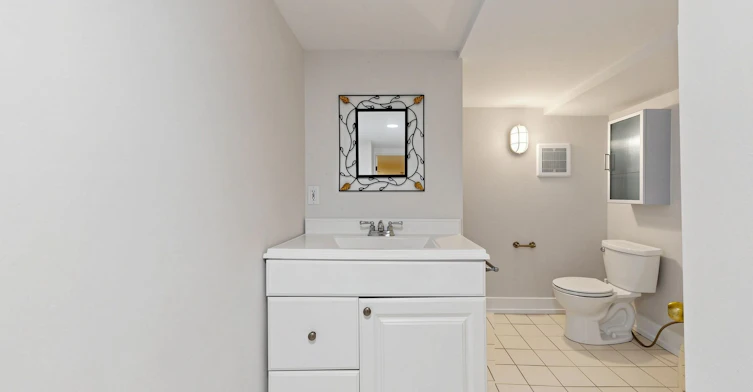 57 Spruce Hill Road, Toronto, ON, M4E 3G2 - 40