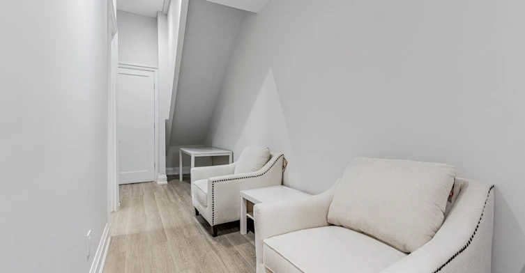 Lower-146 Pitt Avenue, Toronto, ON, M1L 2R9 - 5
