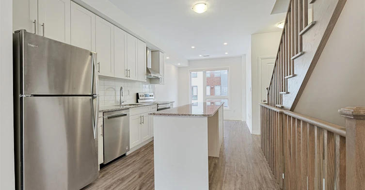 1654 Pleasure Valley Path, Oshawa, ON, L1G 4X8 - 2