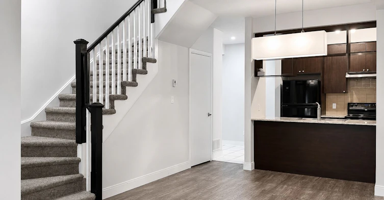 41-330 Village Green Square, Toronto, ON, M1S 0L1 - 3