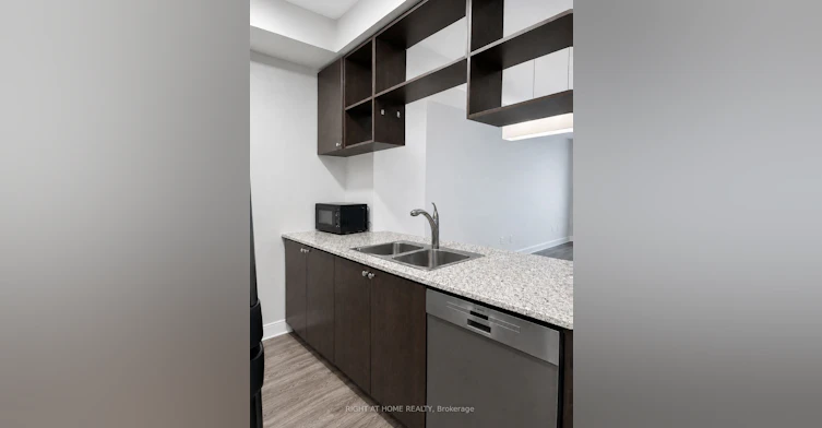 41-330 Village Green Square, Toronto, ON, M1S 0L1 - 8