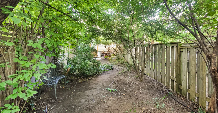 Lower-6 King Edward Avenue, Toronto, ON, M4C 5J6 - 14