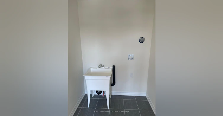 2602 Apricot Lane, Pickering, ON, L1X 0M5 - 44