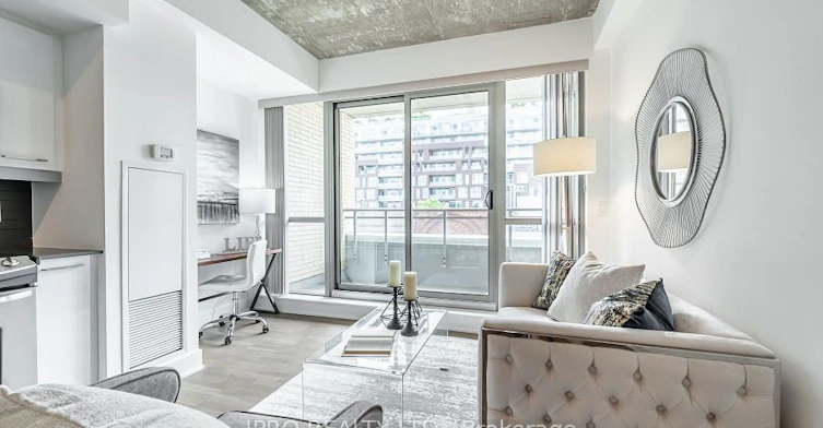 413-630 Queen Street E, Toronto, ON, M4M 1G3 - 6