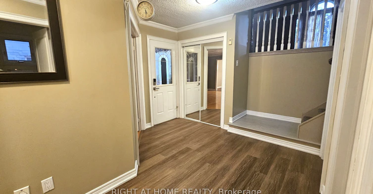 28 Mullen Drive, Ajax, ON, L1T 2A5 - 3
