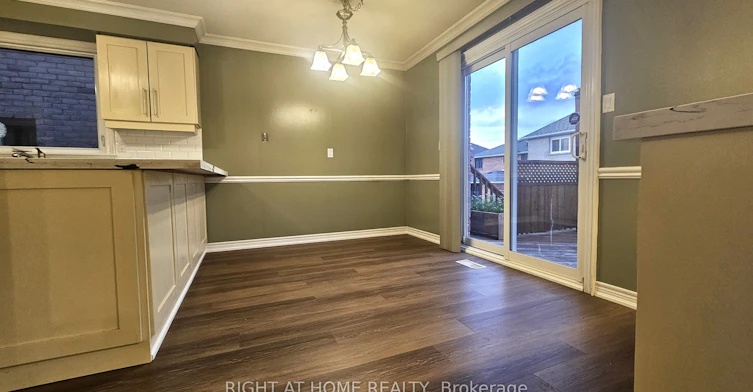 28 Mullen Drive, Ajax, ON, L1T 2A5 - 14