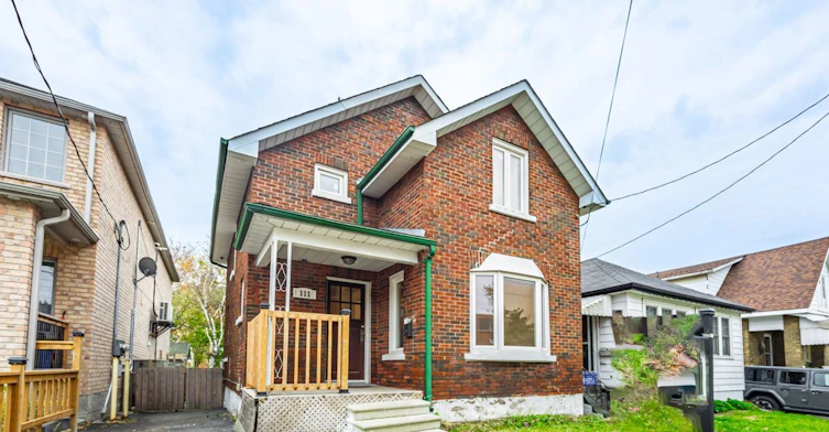 111 Elgin Street W, Oshawa, ON, L1G 1S5