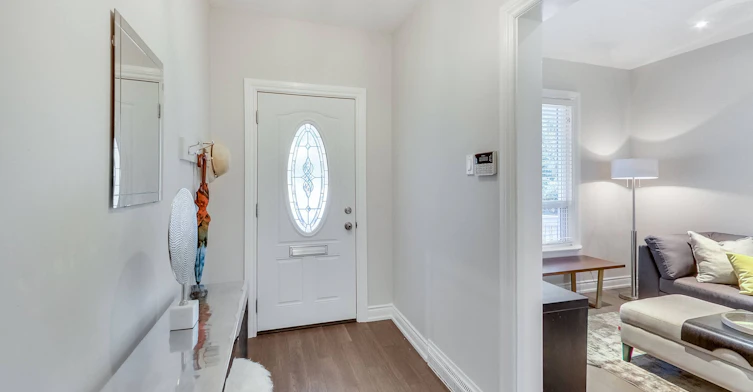297 Withrow Avenue, Toronto, ON, M4J 1B6 - 4