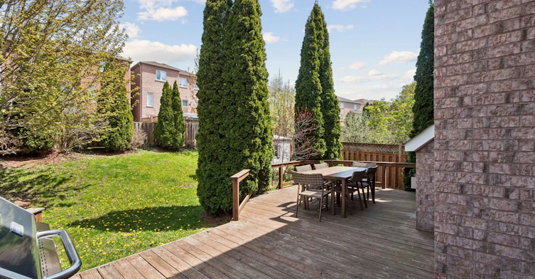 43 Nobbs Drive, Ajax, ON, L1T 4L8 - 44