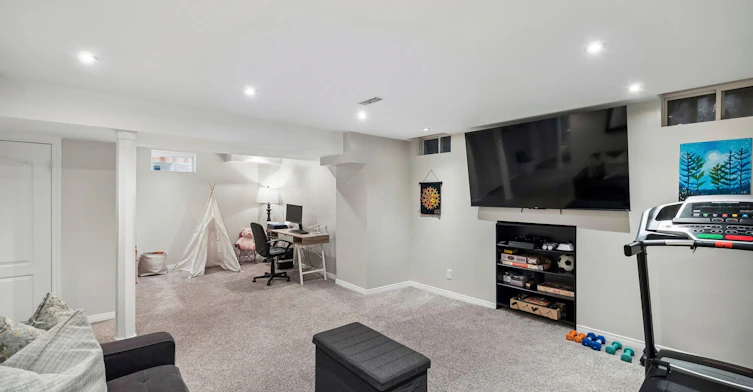 43 Nobbs Drive, Ajax, ON, L1T 4L8 - 41